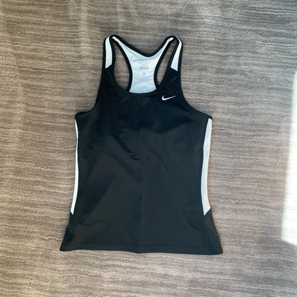 Nike tank